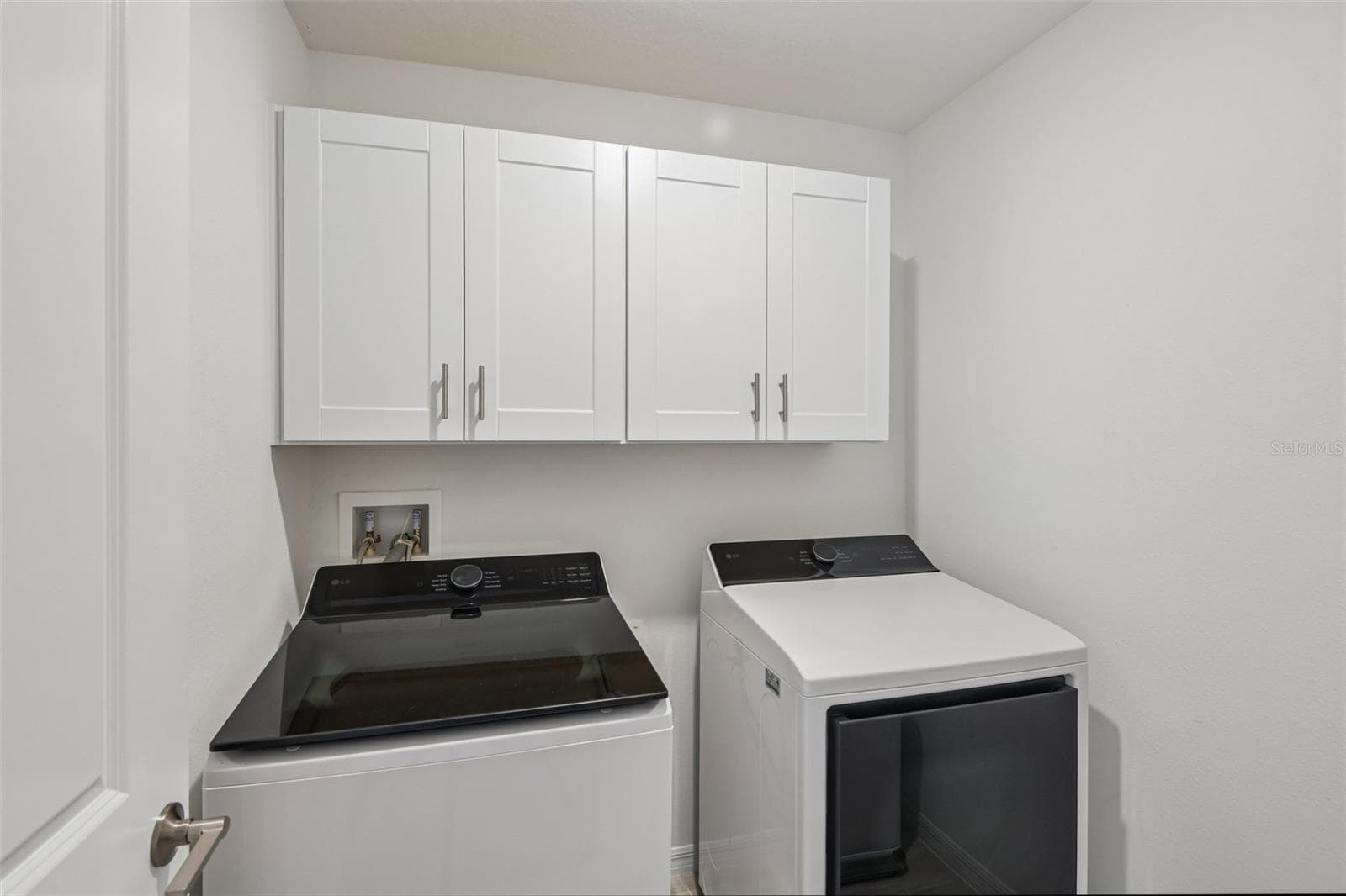 Single Family Residence at 11637 RADIANT SHORE LOOP, SAN ANTONIO, photo 18 of 29