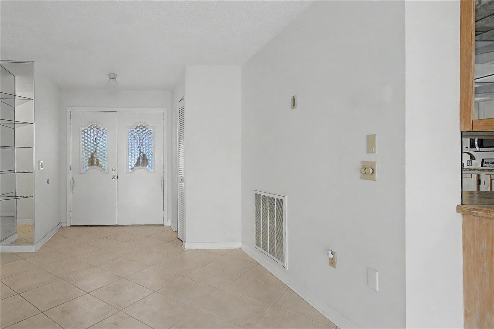 Single Family Residence at 2376 BENT PINE CT, SPRING HILL, photo 12 of 64