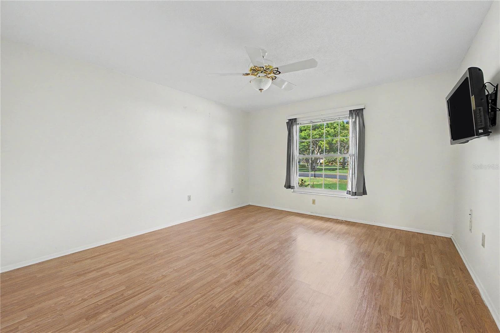 Single Family Residence at 2376 BENT PINE CT, SPRING HILL, photo 39 of 64
