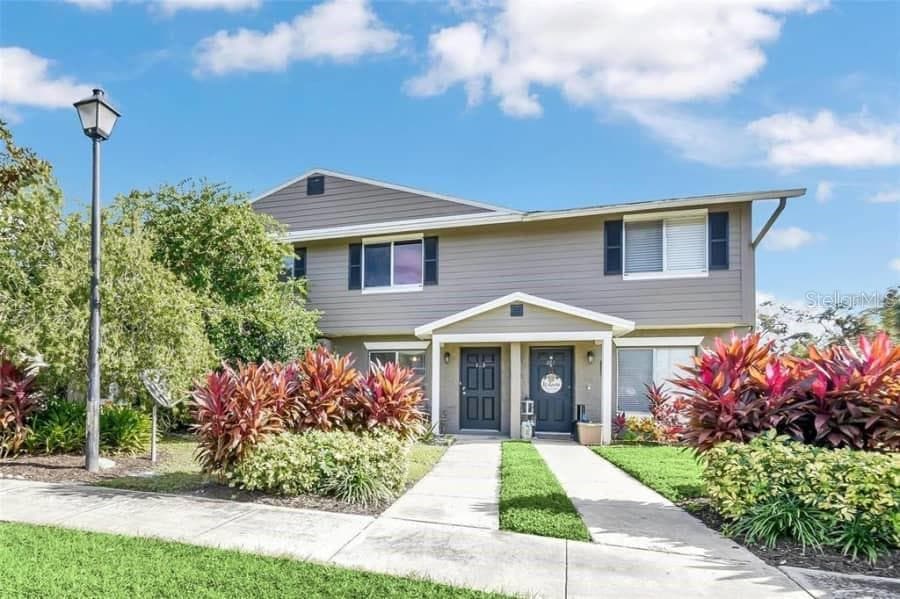 Townhouse at 113 KRISTI ANN CT, WINTER SPRINGS, photo 3 of 18