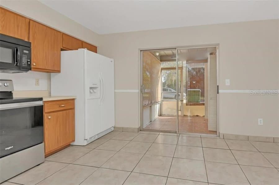 Townhouse at 113 KRISTI ANN CT, WINTER SPRINGS, photo 6 of 18