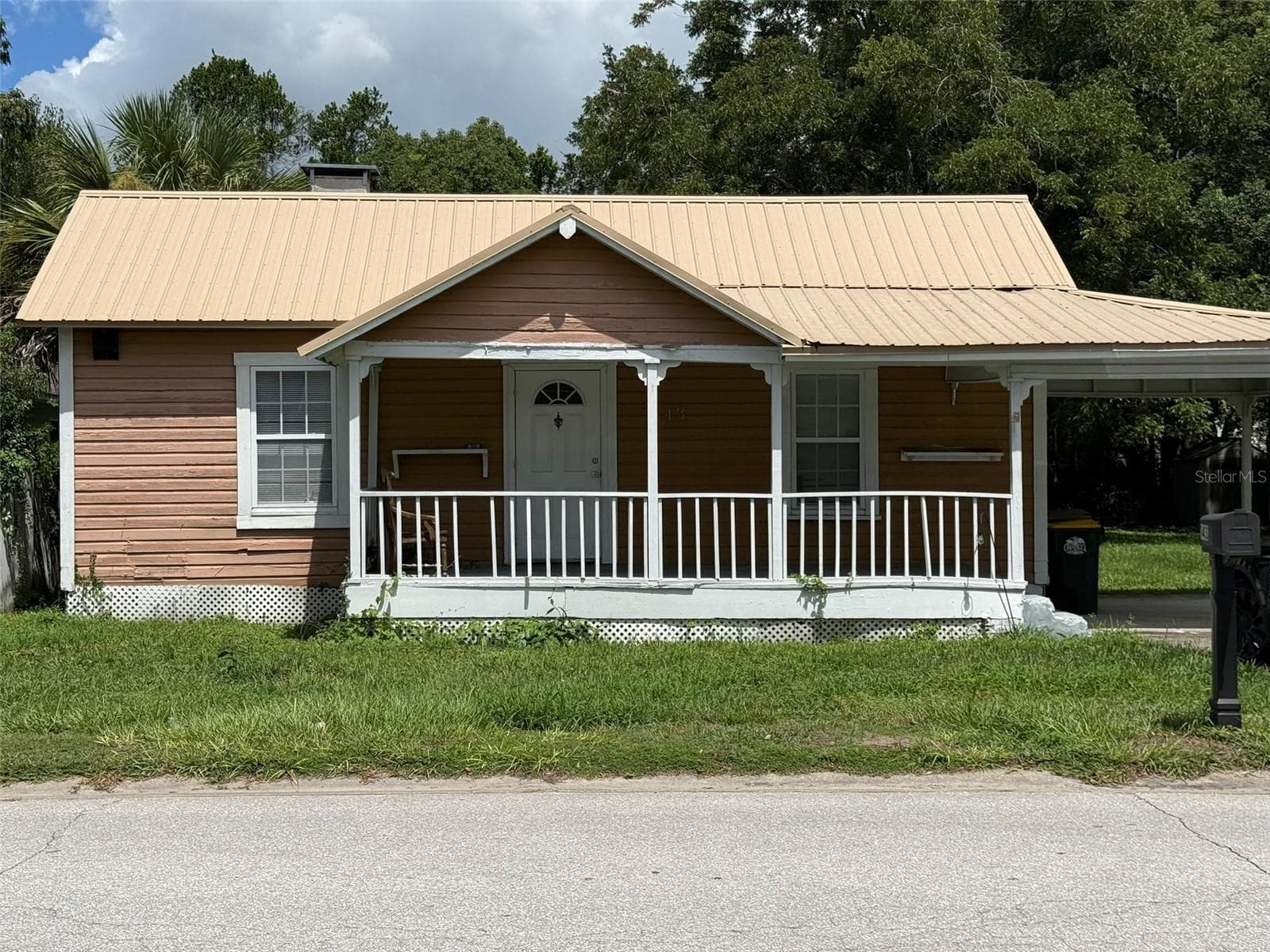 143 BULLDOG LN