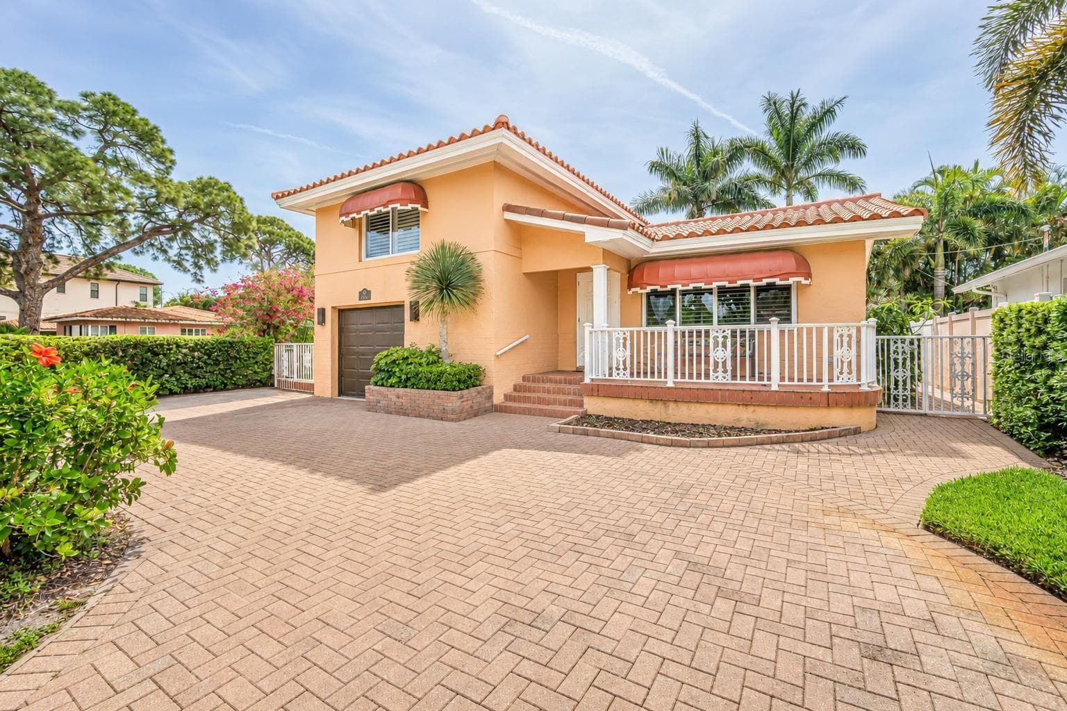 243 SNELL ISLE BLVD NE