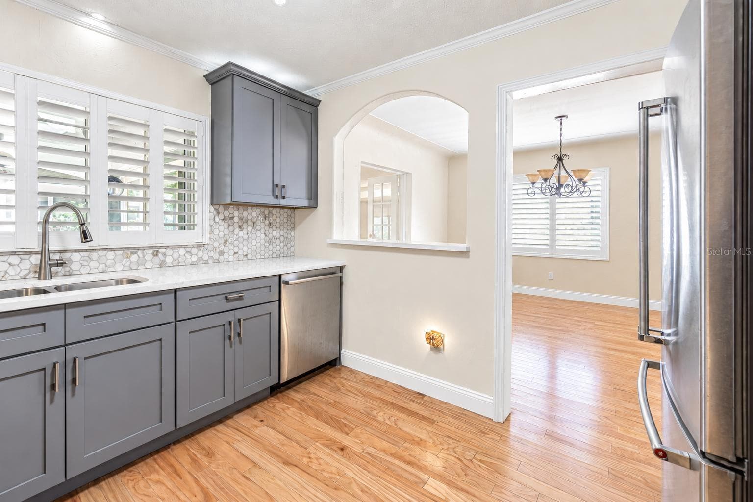 Single Family Residence at 243 SNELL ISLE BLVD NE, ST PETERSBURG, photo 10 of 35