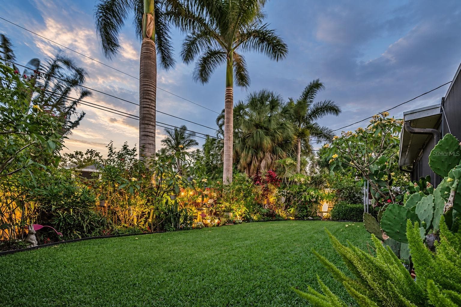 Single Family Residence at 243 SNELL ISLE BLVD NE, ST PETERSBURG, photo 27 of 35