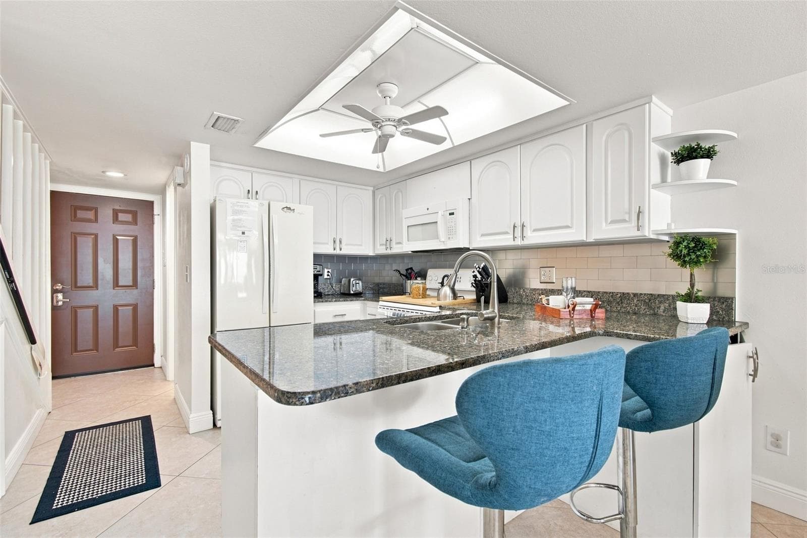 Kitchen - 60 GULF BLVD #214, INDIAN ROCKS BEACH