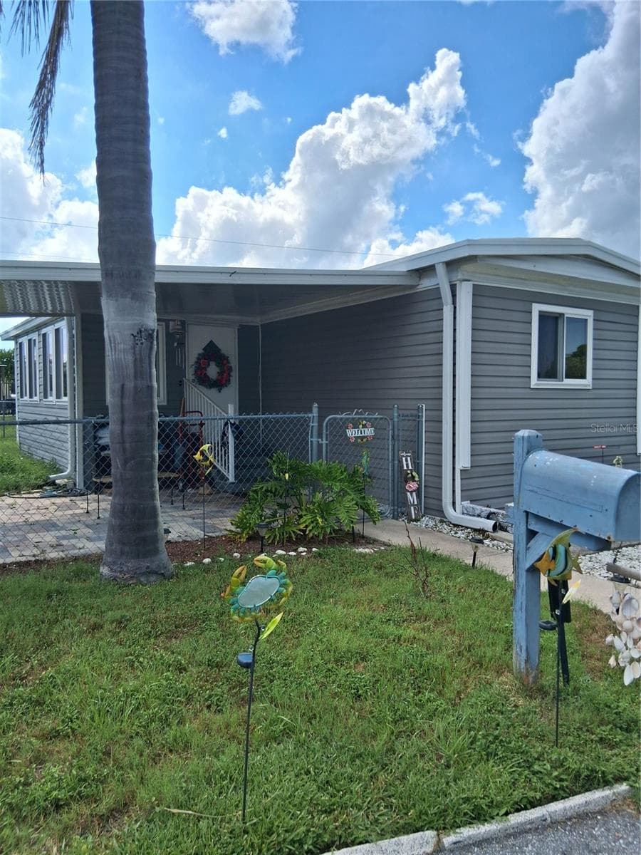Mobile Home at 6580 SEMINOLE BLVD #110, SEMINOLE, photo 3 of 33