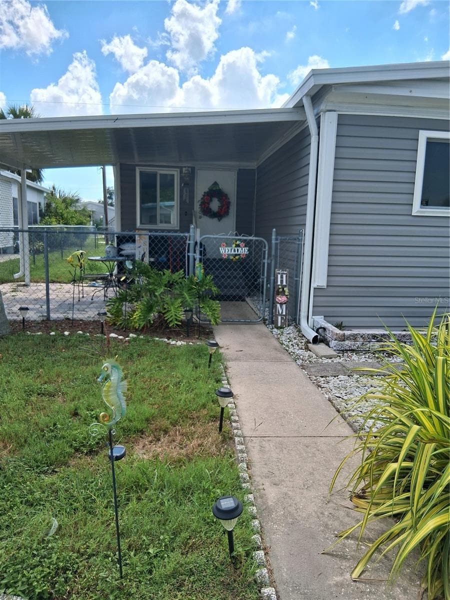 Mobile Home at 6580 SEMINOLE BLVD #110, SEMINOLE, photo 5 of 33