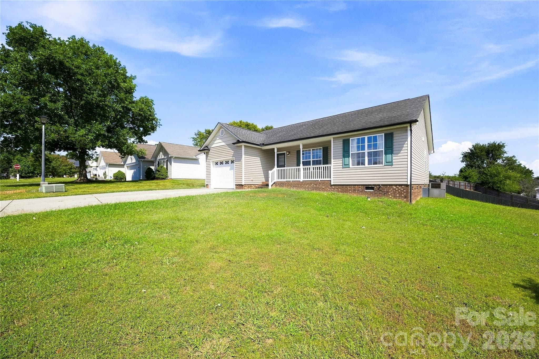 Single Family Residence at 5119 Hildreth Court, Concord, photo 3 of 23