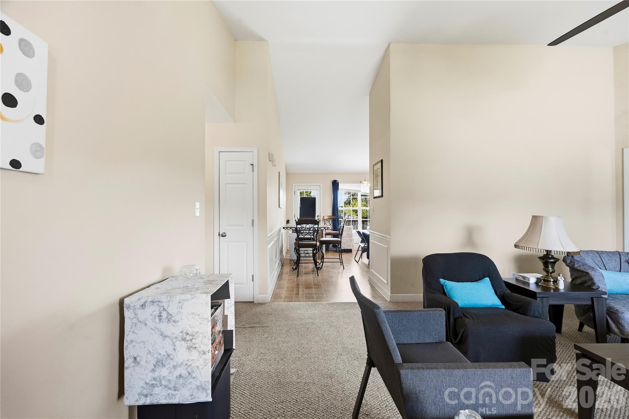Single Family Residence at 5119 Hildreth Court, Concord, photo 4 of 23