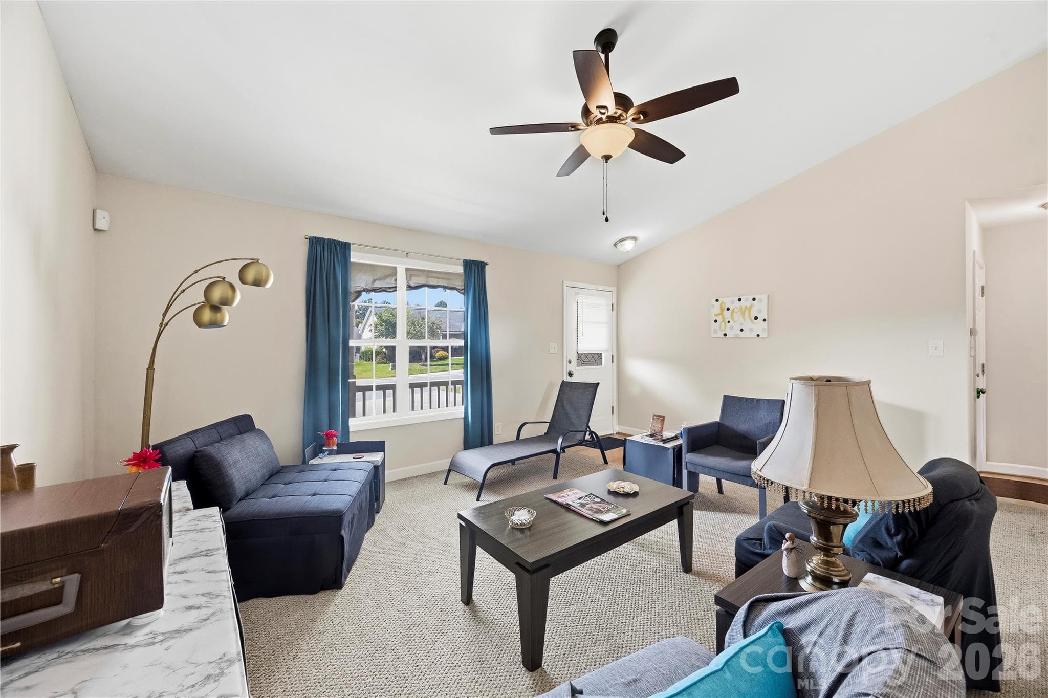 Single Family Residence at 5119 Hildreth Court, Concord, photo 6 of 23