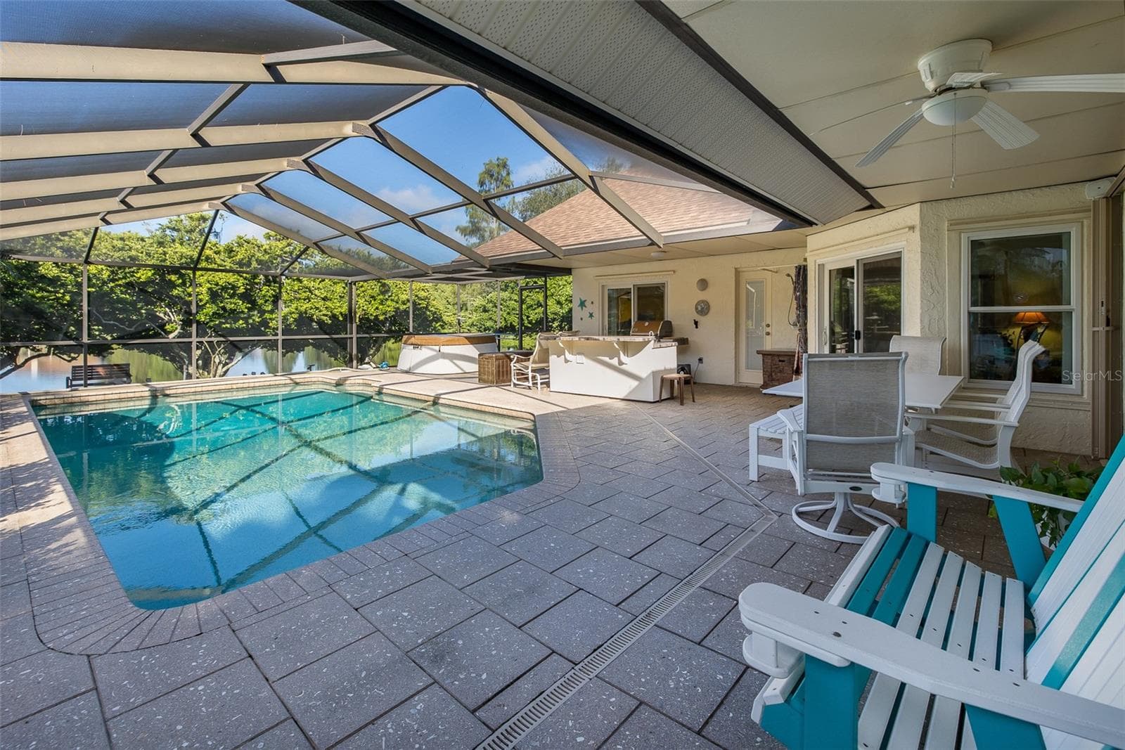 Single Family Residence at 11810 SPANISH LAKE DR, TAMPA, photo 17 of 66