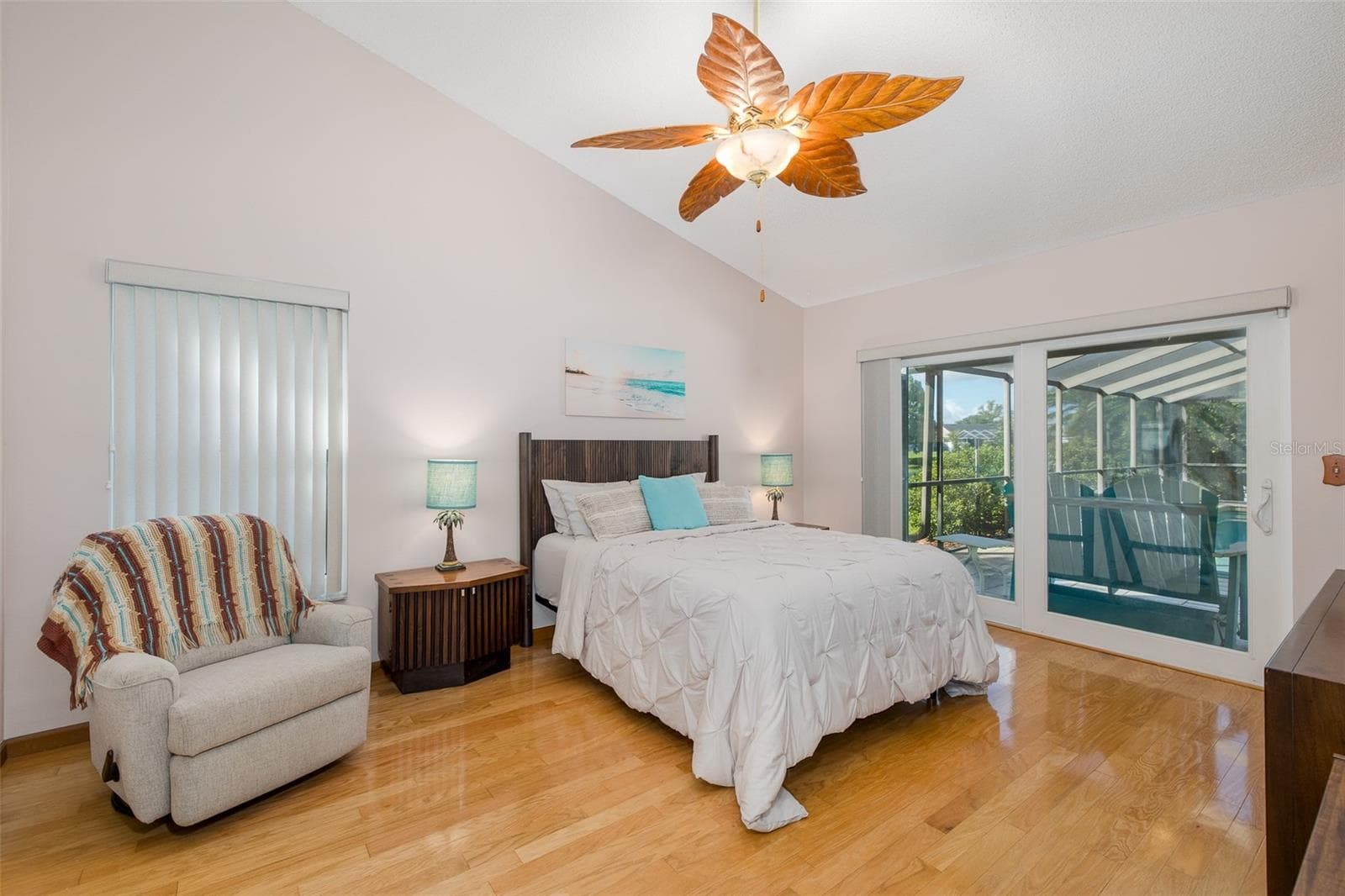 Single Family Residence at 11810 SPANISH LAKE DR, TAMPA, photo 19 of 66