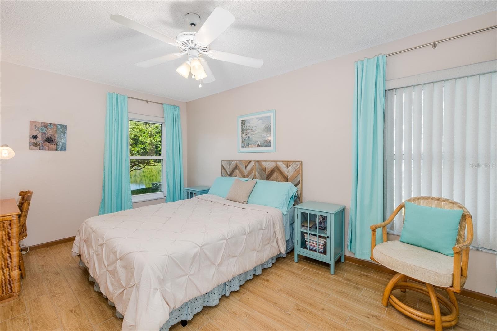 Single Family Residence at 11810 SPANISH LAKE DR, TAMPA, photo 25 of 66