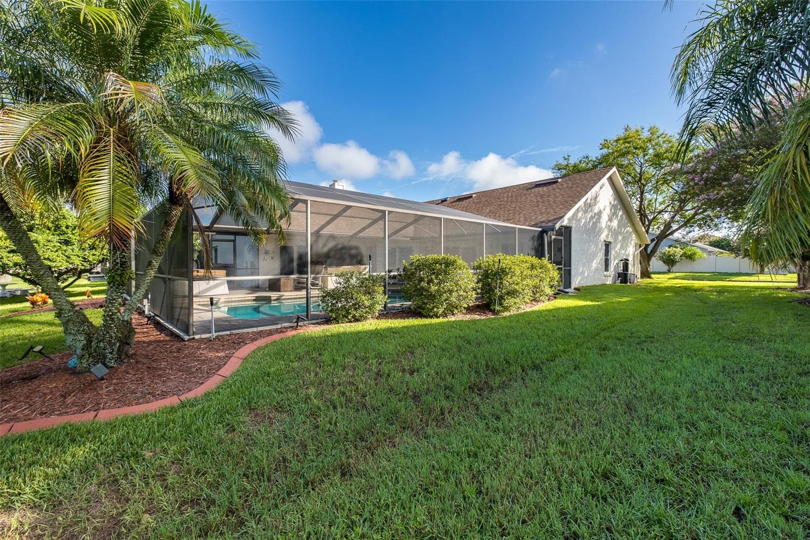 Single Family Residence at 11810 SPANISH LAKE DR, TAMPA, photo 32 of 66