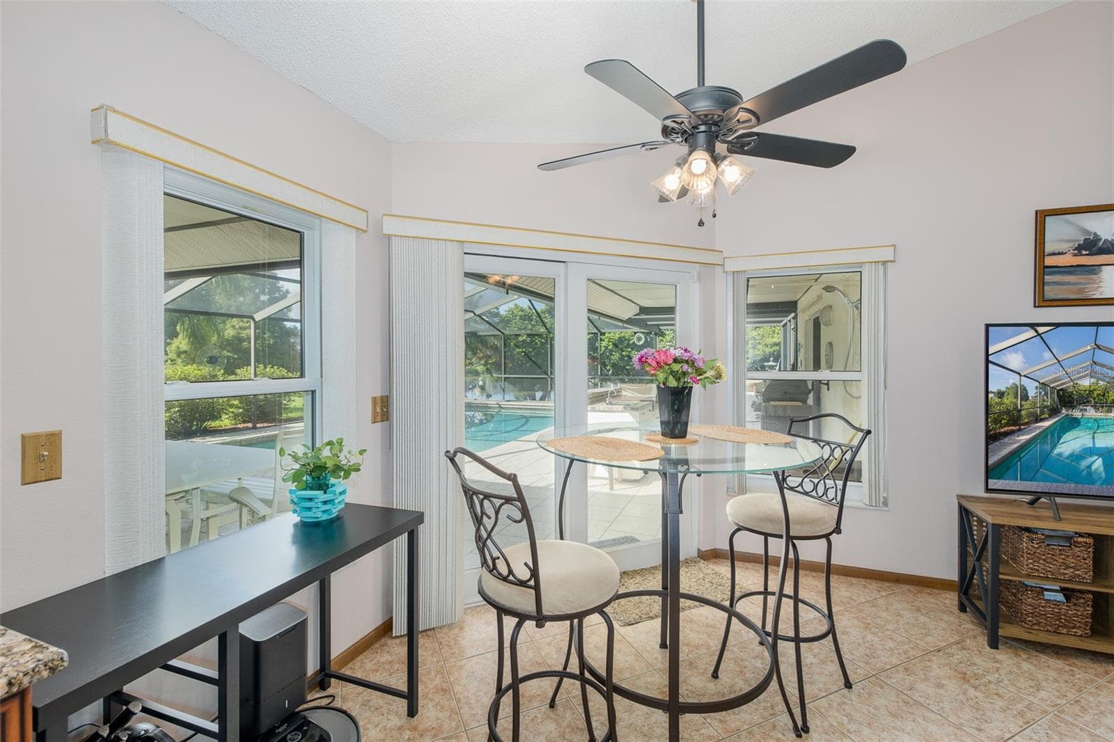 Single Family Residence at 11810 SPANISH LAKE DR, TAMPA, photo 50 of 66