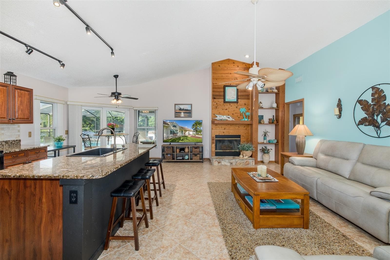 Single Family Residence at 11810 SPANISH LAKE DR, TAMPA, photo 51 of 66