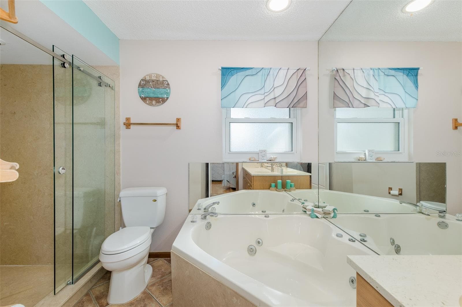 Single Family Residence at 11810 SPANISH LAKE DR, TAMPA, photo 56 of 66