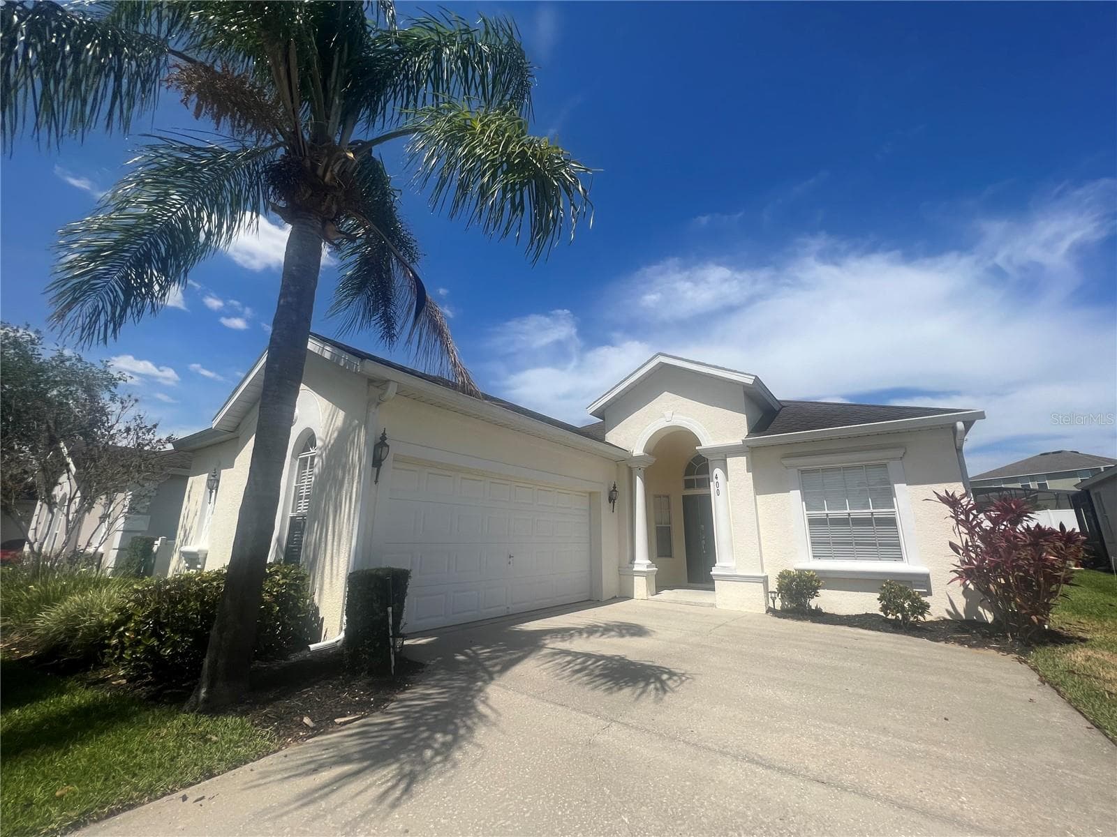 400 MONTARA DR