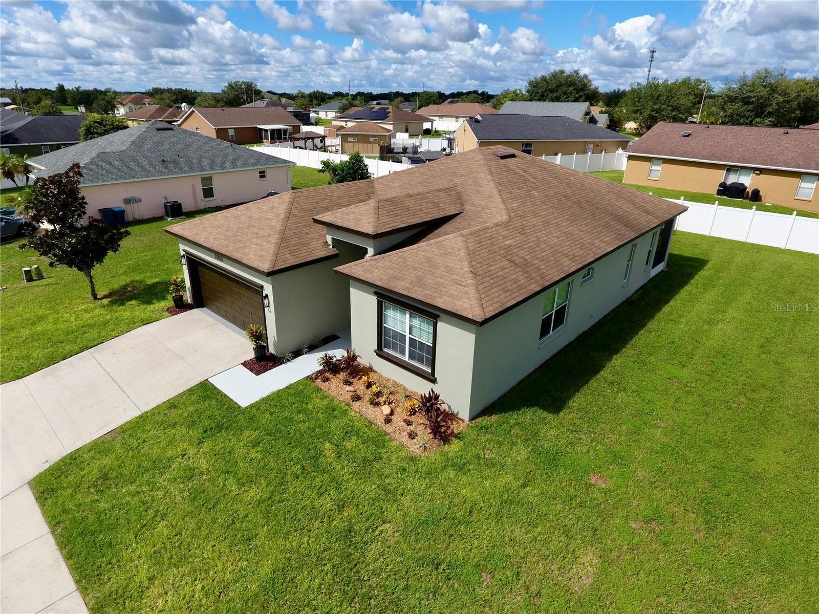 Right Arial - 1003 MYSTERY CIR, DAVENPORT