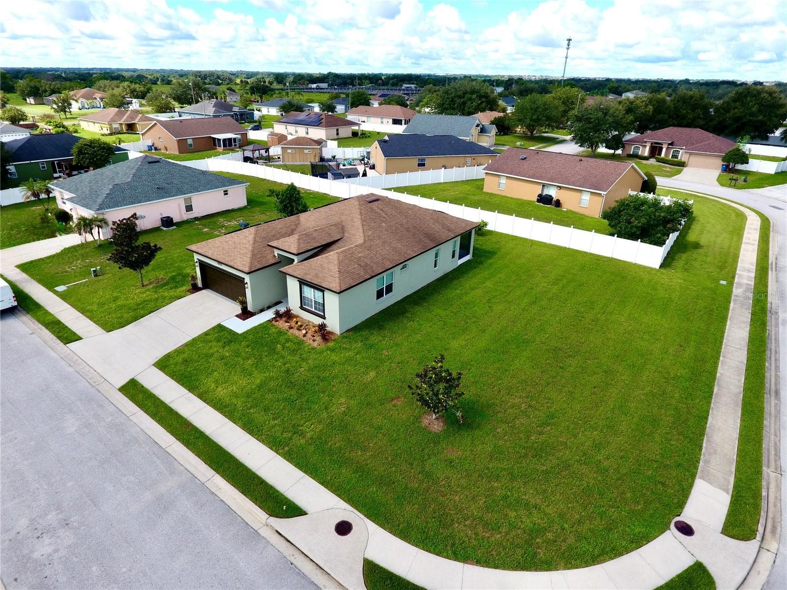 Right Arial - 1003 MYSTERY CIR, DAVENPORT