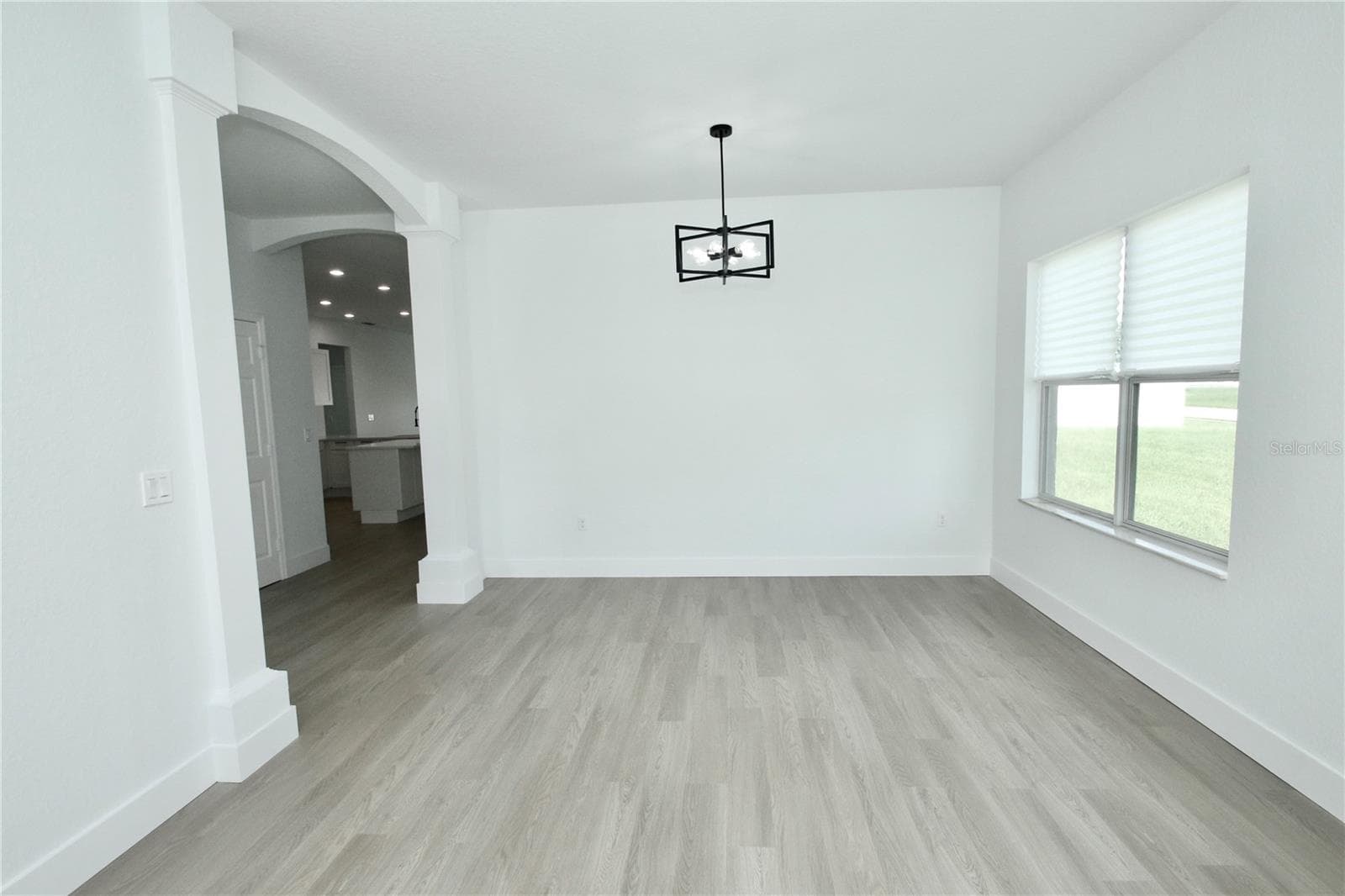 Formal Living/Dining 1 - 1003 MYSTERY CIR, DAVENPORT