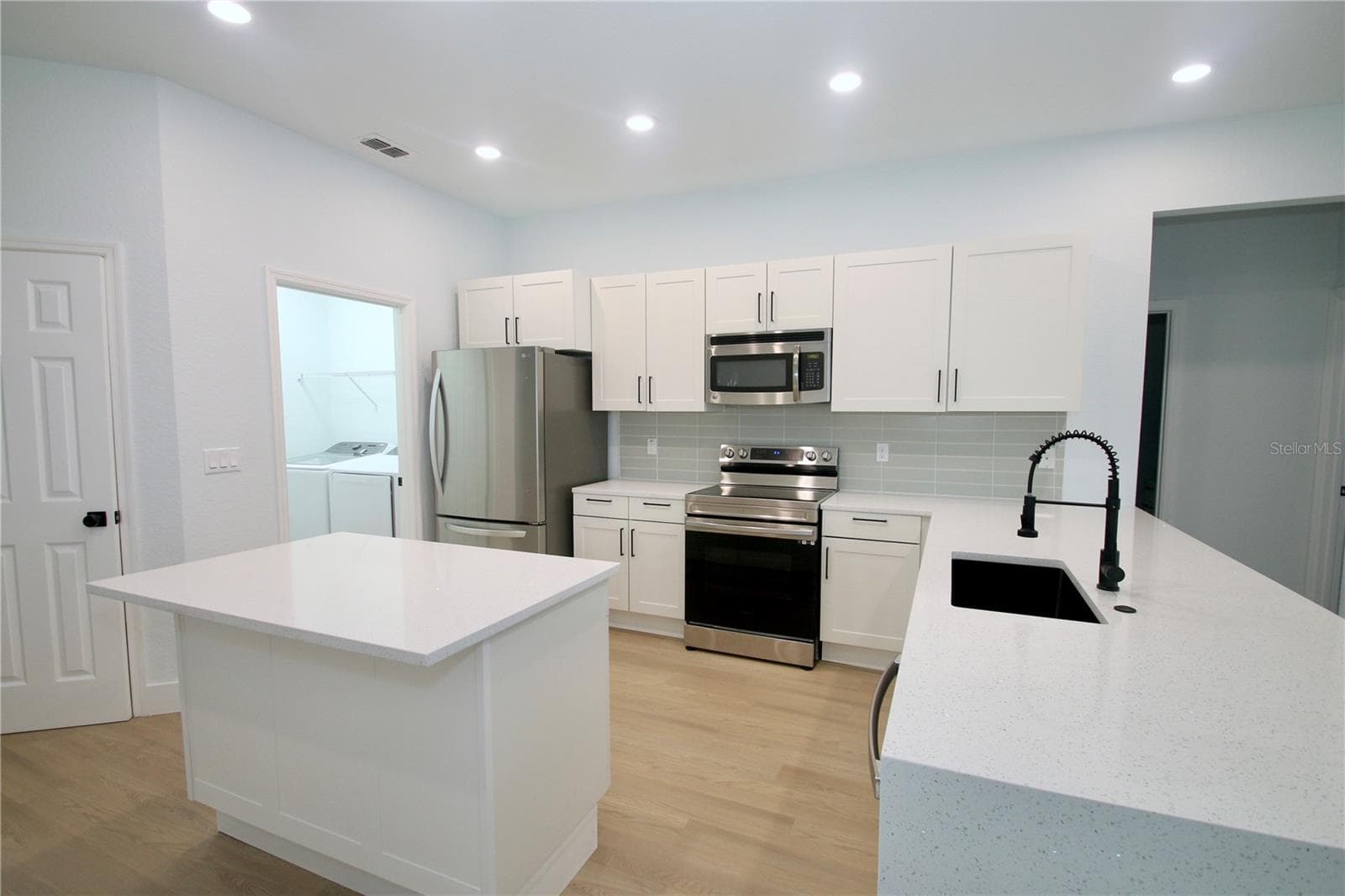 Kitchen - 1003 MYSTERY CIR, DAVENPORT