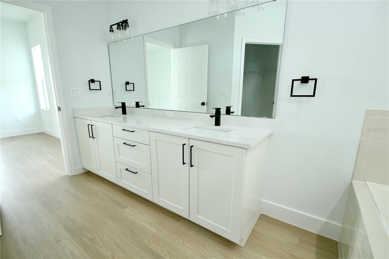 Master Bath - 1003 MYSTERY CIR, DAVENPORT
