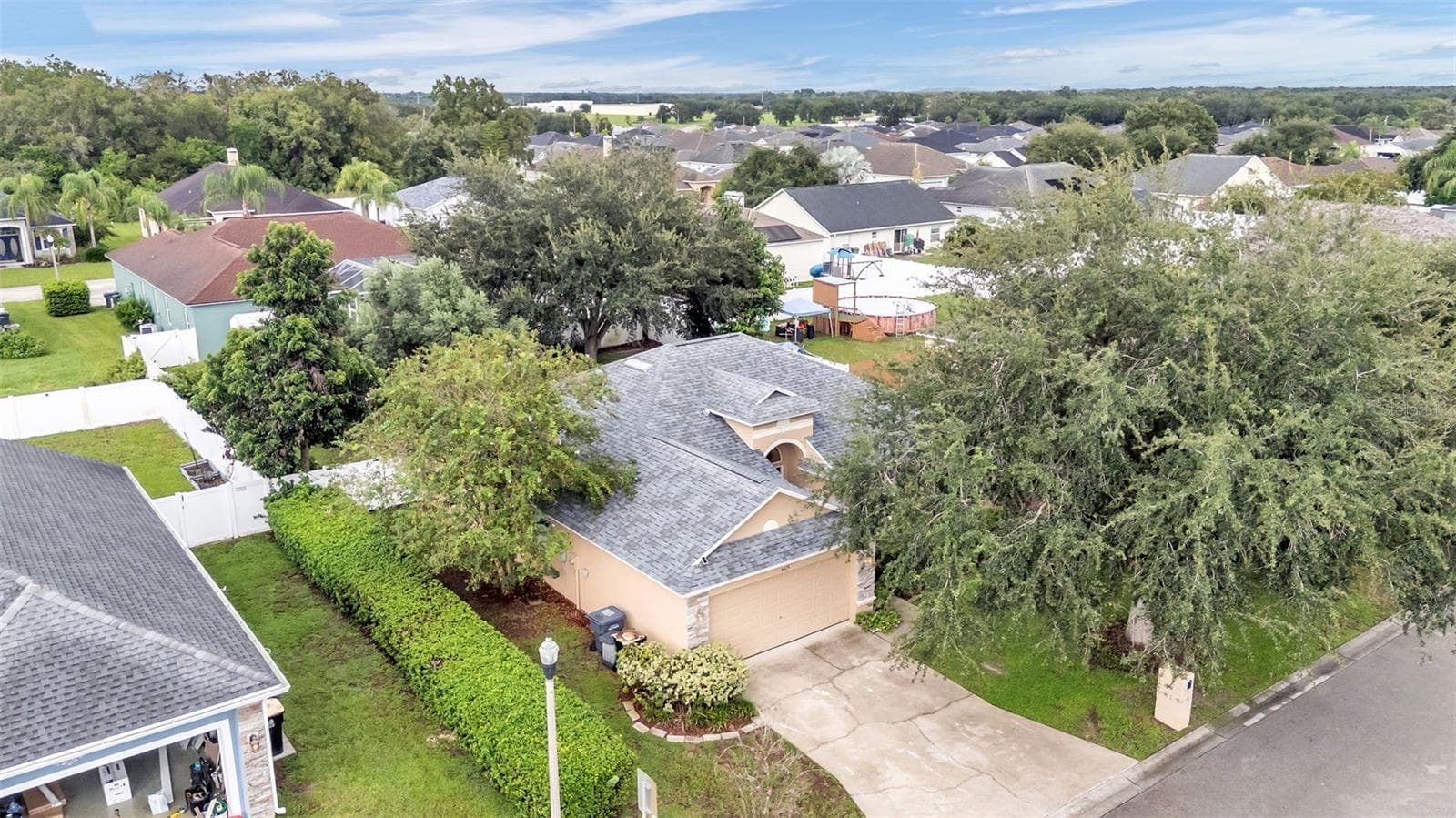 3425 STONEWAY DR