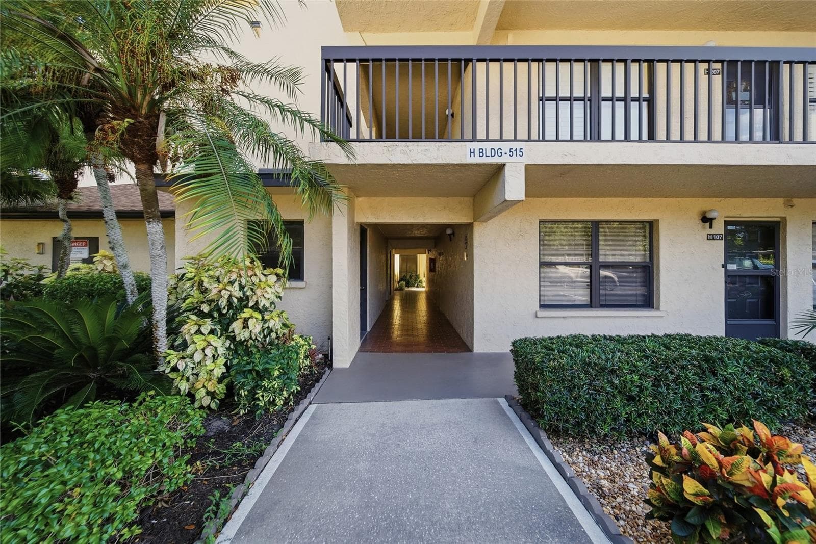 Condominium at 515 30TH AVE W #H308, BRADENTON, photo 2 of 46