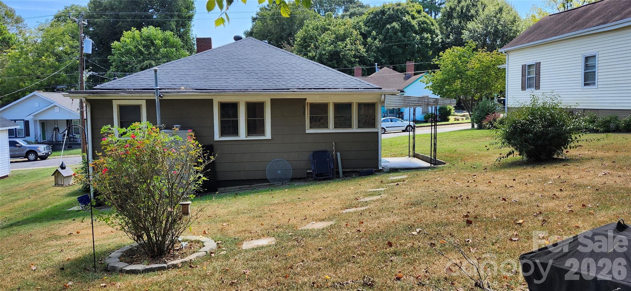 Single Family Residence at 217 Tenth Street, Cramerton, photo 28 of 32