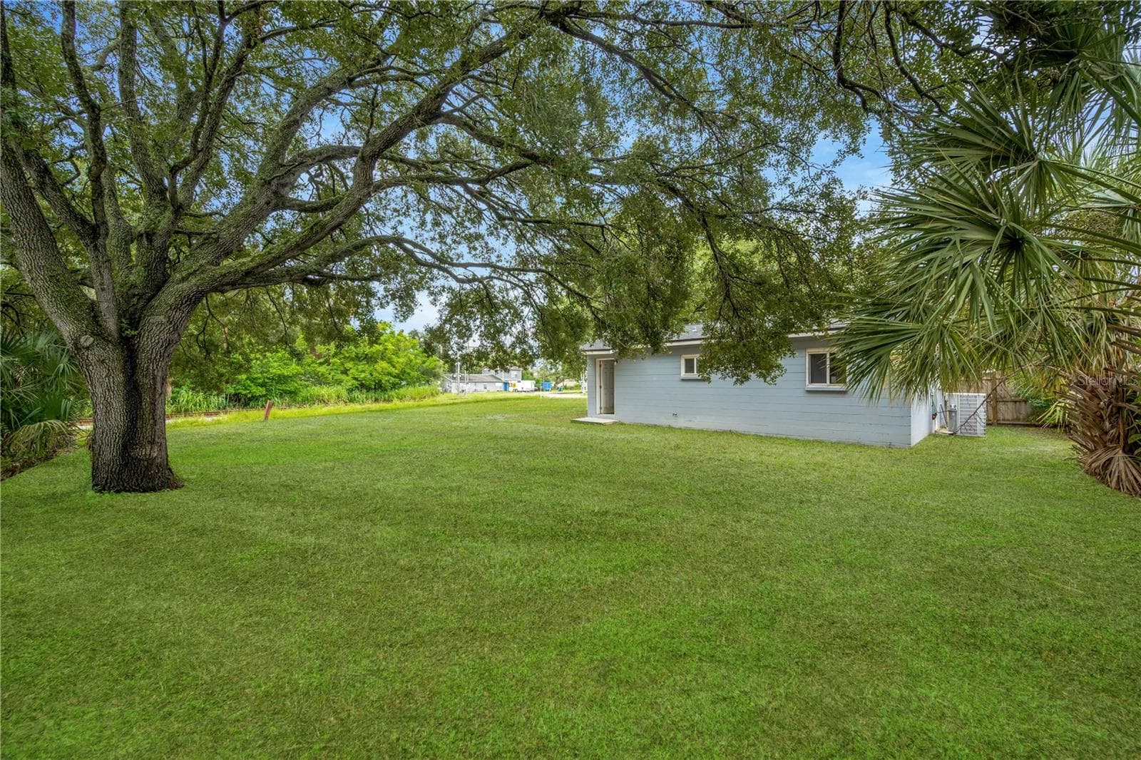 Single Family Residence at 2626 E CHELSEA ST, TAMPA, photo 12 of 25