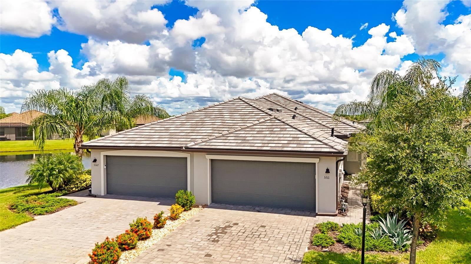 Villa at 5311 WHITE SAND CV, BRADENTON, photo 2 of 41