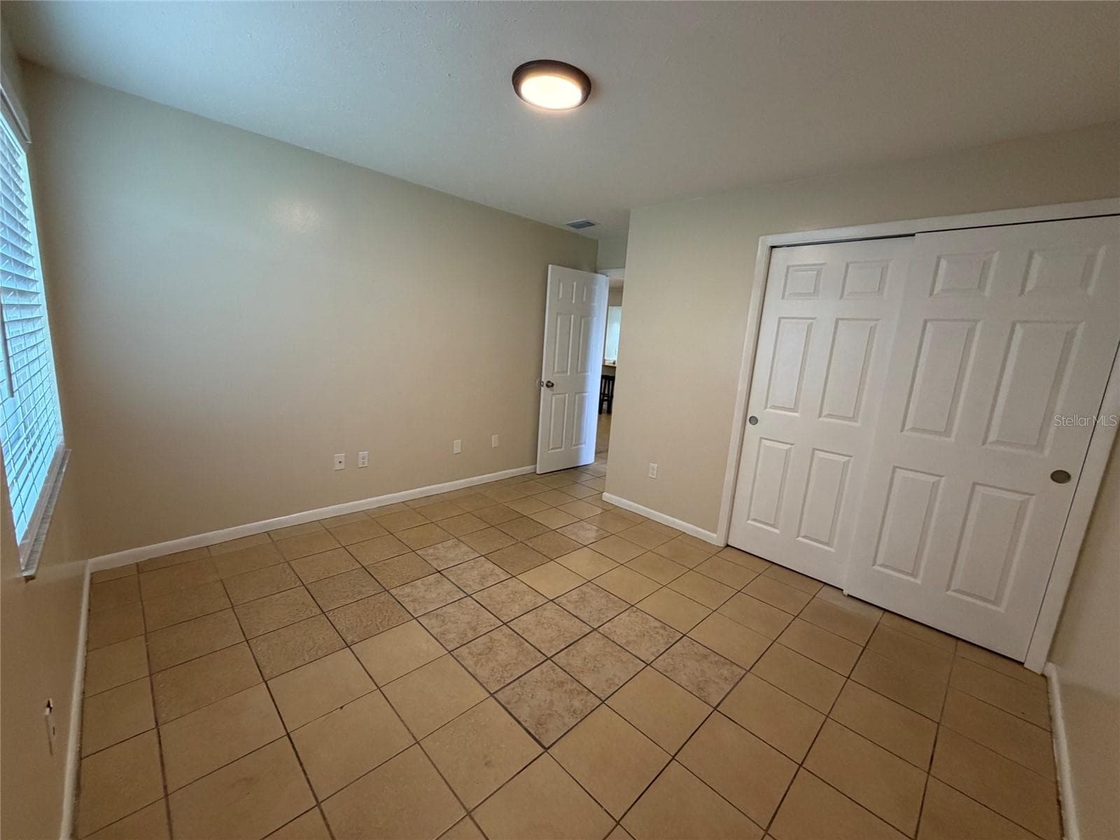Condominium at 9523 FIELDVIEW CIR #9523, THONOTOSASSA, photo 6 of 14