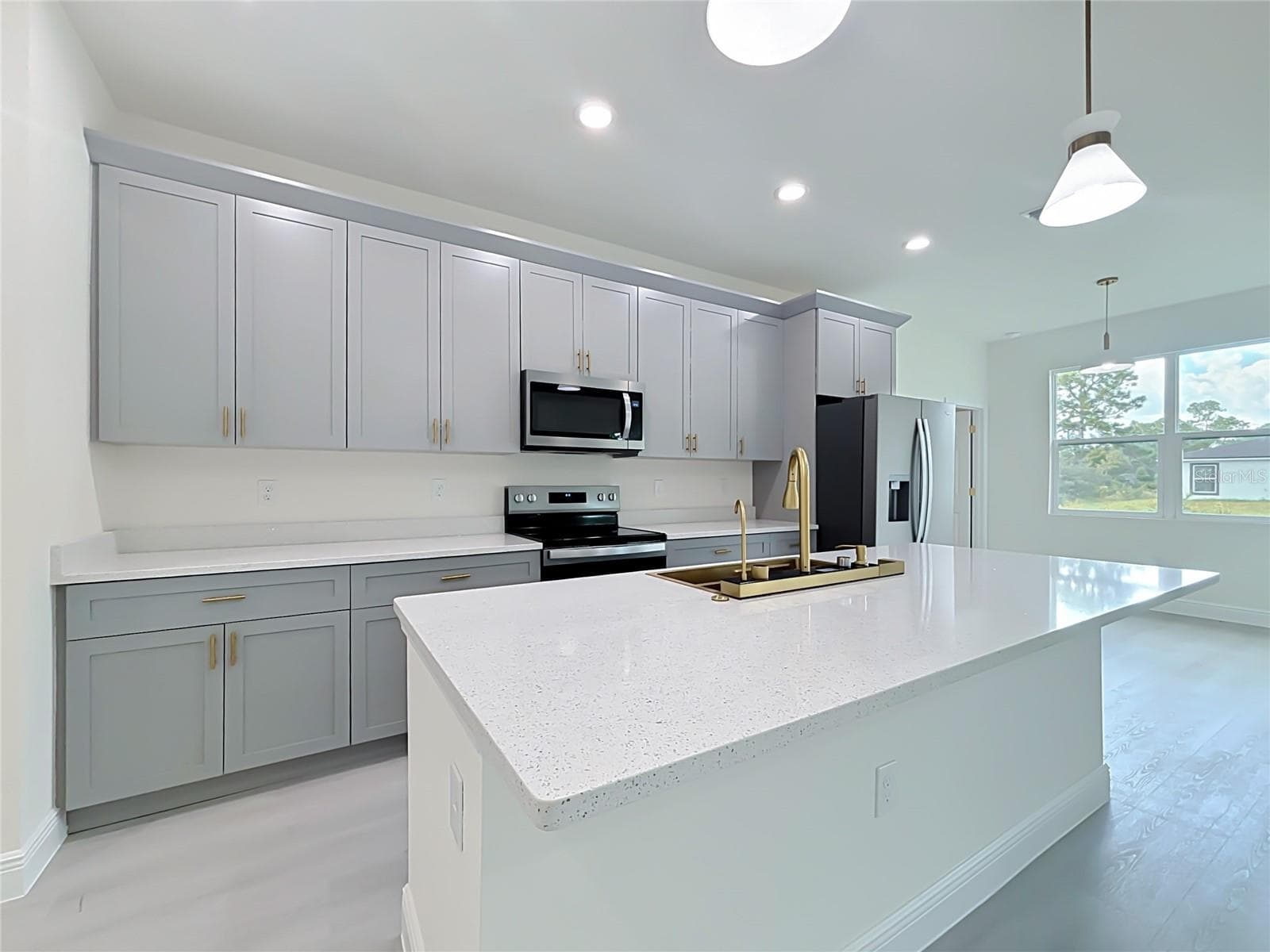 Single Family Residence at 324 CONDOR AVE, SEBRING, photo 11 of 59