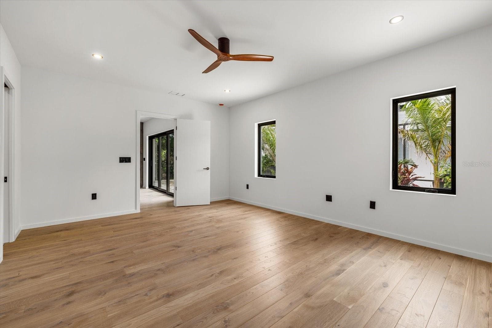 Single Family Residence at 1675 5TH ST, SARASOTA, photo 29 of 74