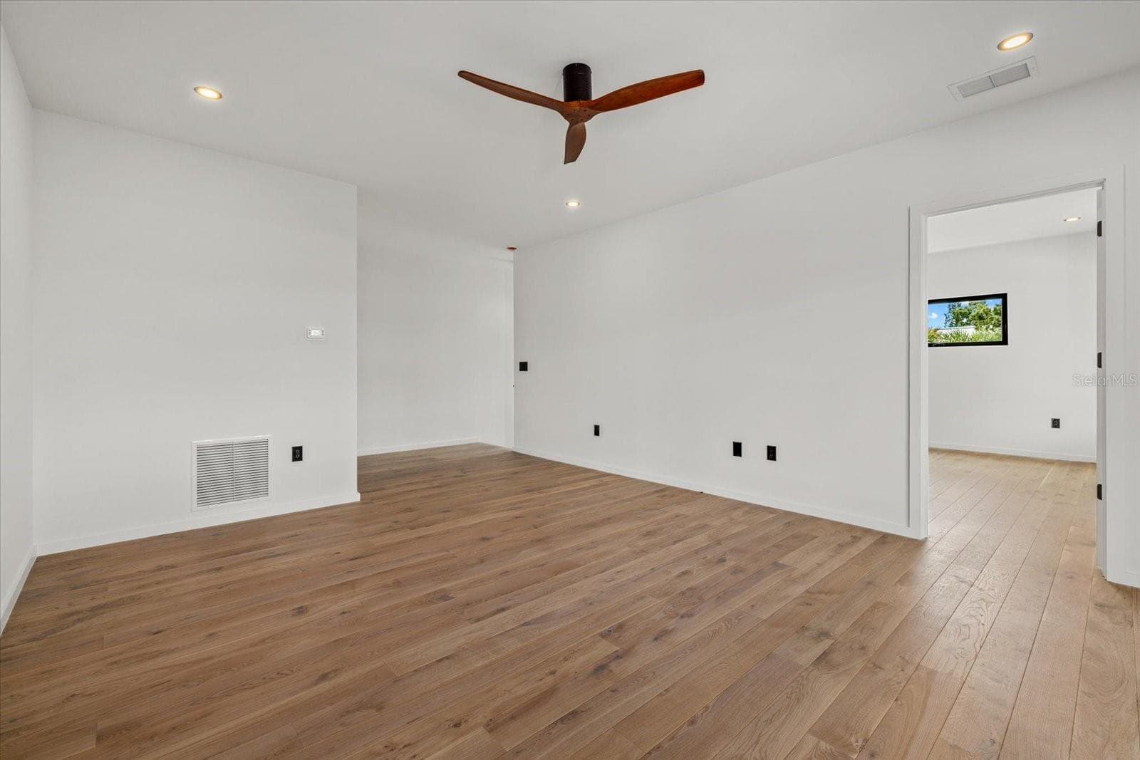 Single Family Residence at 1675 5TH ST, SARASOTA, photo 37 of 74