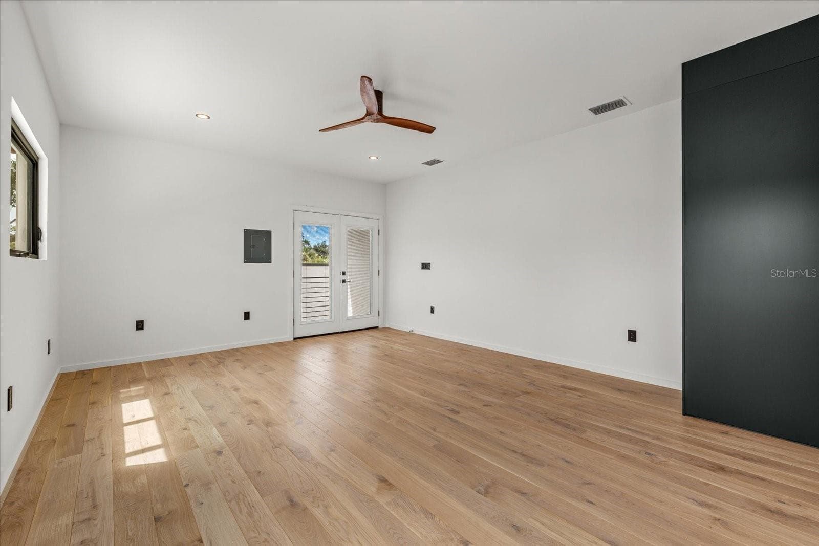Single Family Residence at 1675 5TH ST, SARASOTA, photo 57 of 74