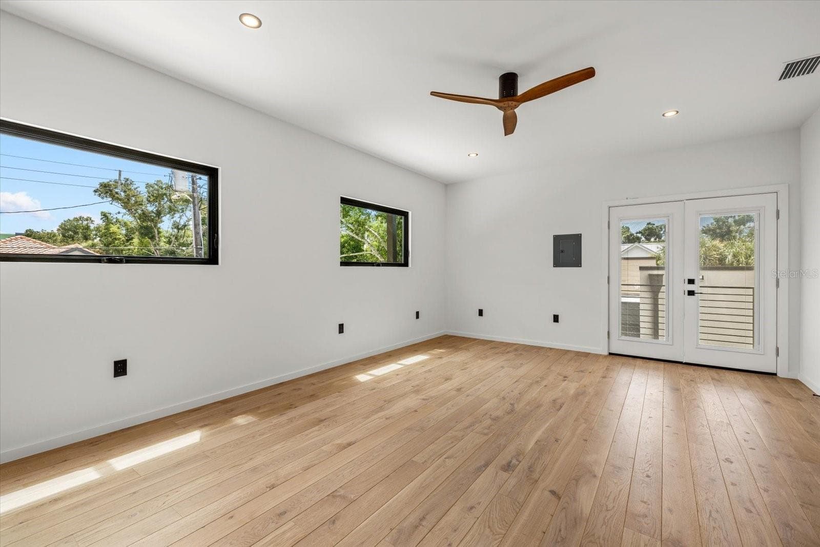 Single Family Residence at 1675 5TH ST, SARASOTA, photo 58 of 74