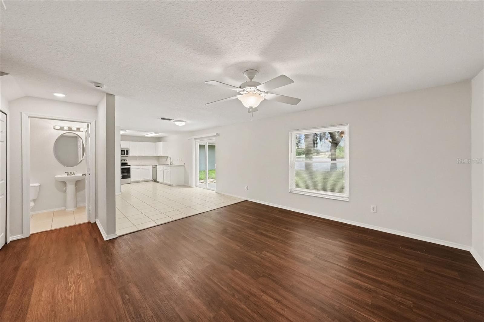Single Family Residence at 13939 JACOBSON DR, ODESSA, photo 5 of 20