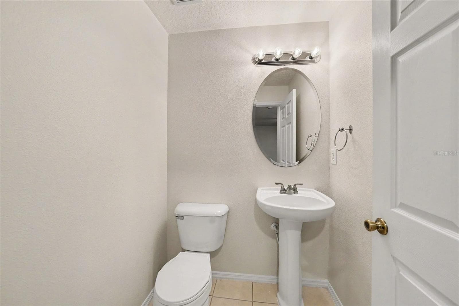 Single Family Residence at 13939 JACOBSON DR, ODESSA, photo 19 of 20
