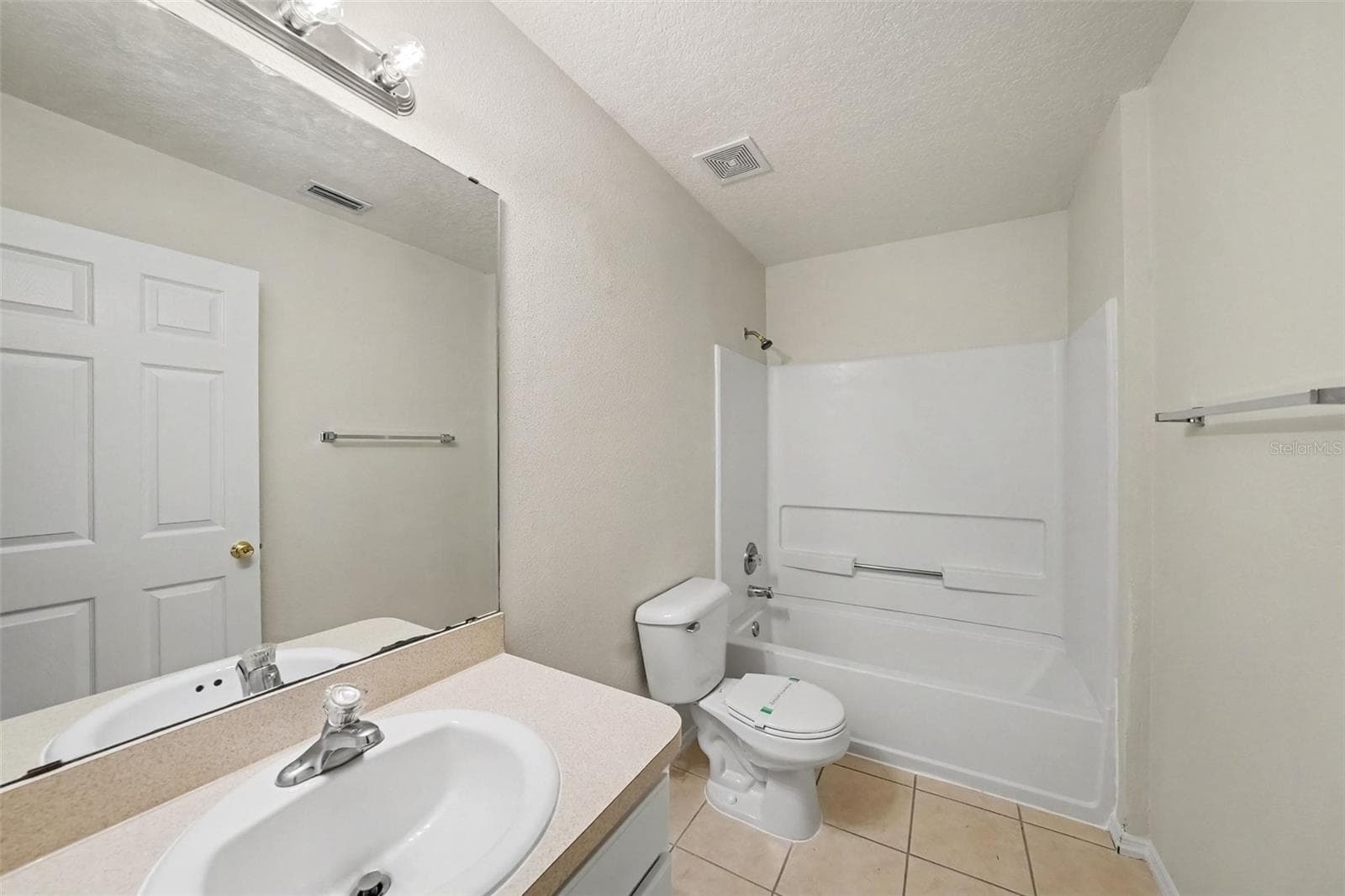 Single Family Residence at 13939 JACOBSON DR, ODESSA, photo 18 of 20