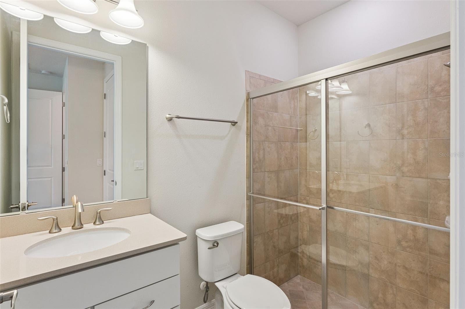 Bedroom Suite 2 -full bath - 1005 MARE WAY, OVIEDO