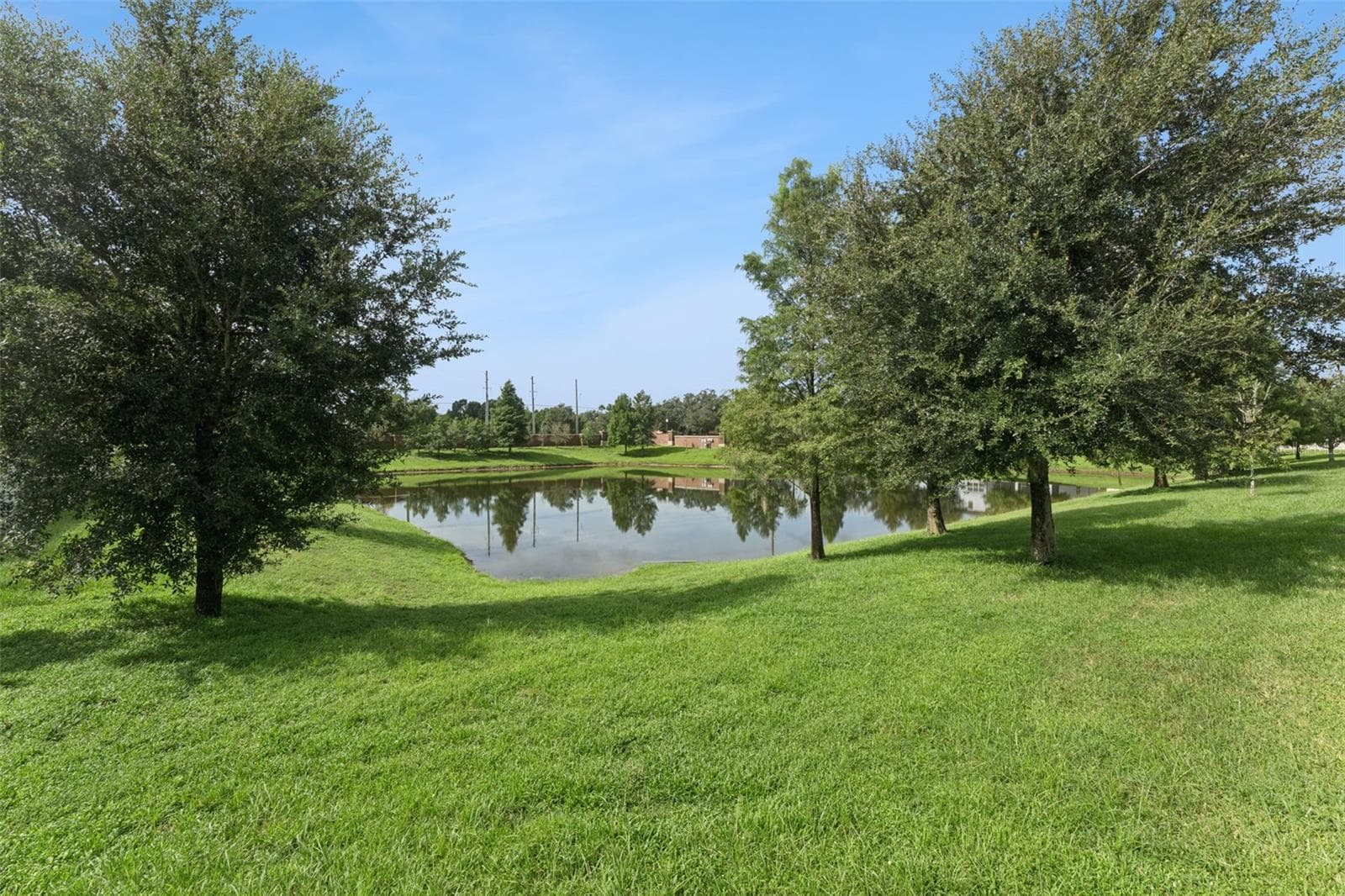 Pond View and Backyard - 1005 MARE WAY, OVIEDO