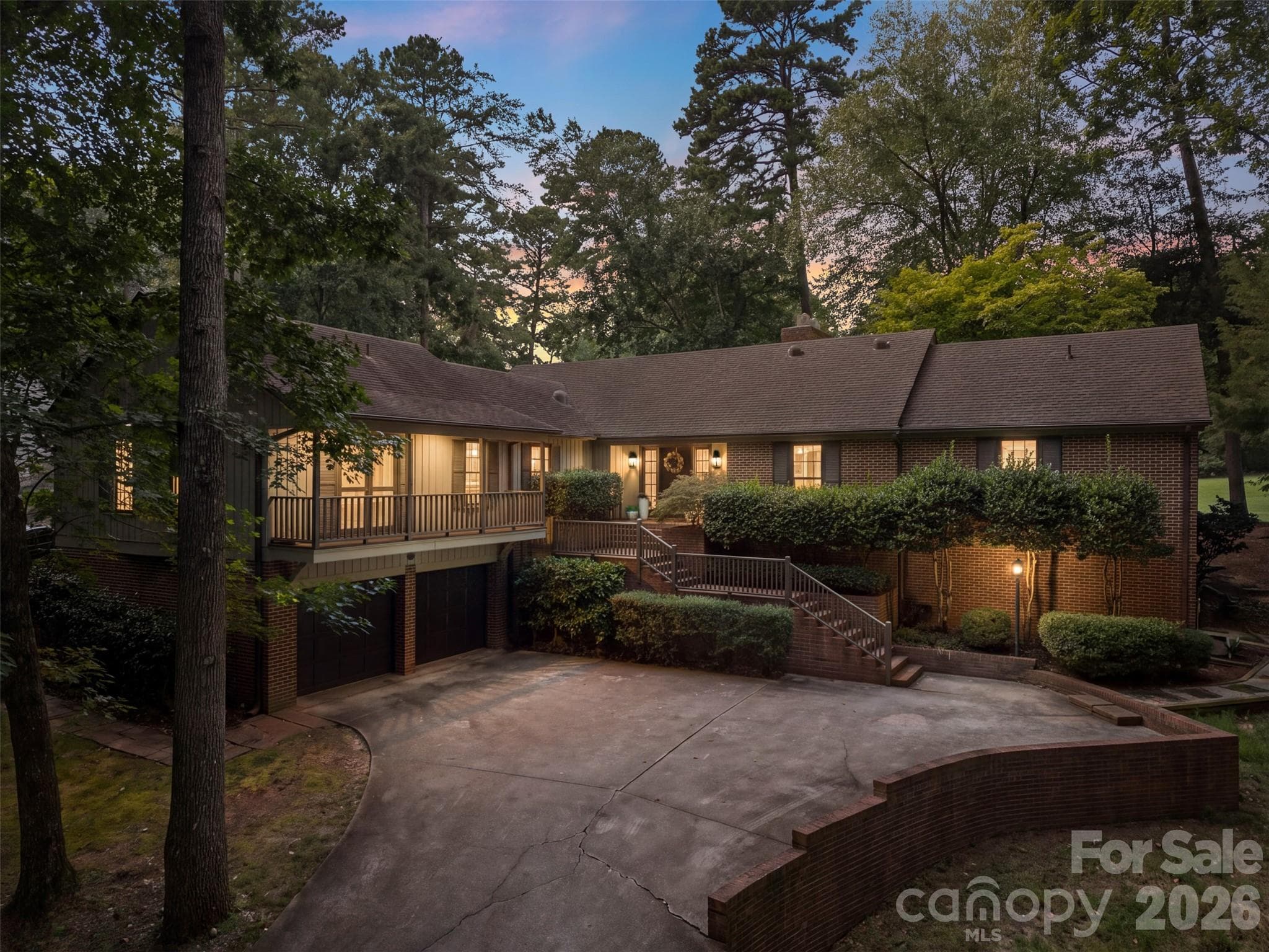 Welcome to 10 Bald Eagle Road in gated River Hills - 10 Bald Eagle Road, Lake Wylie