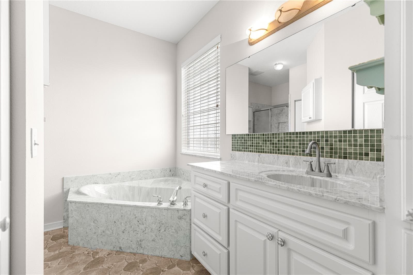 Single Family Residence at 2352 NW 58TH TER, OCALA, photo 35 of 39
