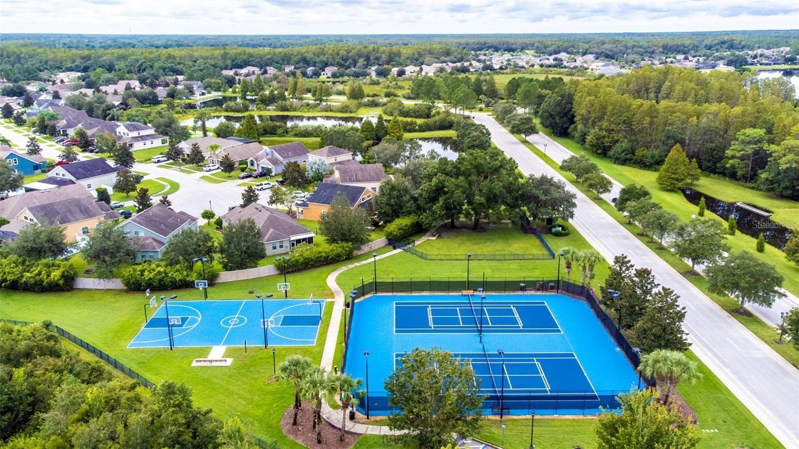 Single Family Residence at 8542 EAGLE BROOK DR, LAND O LAKES, photo 68 of 76