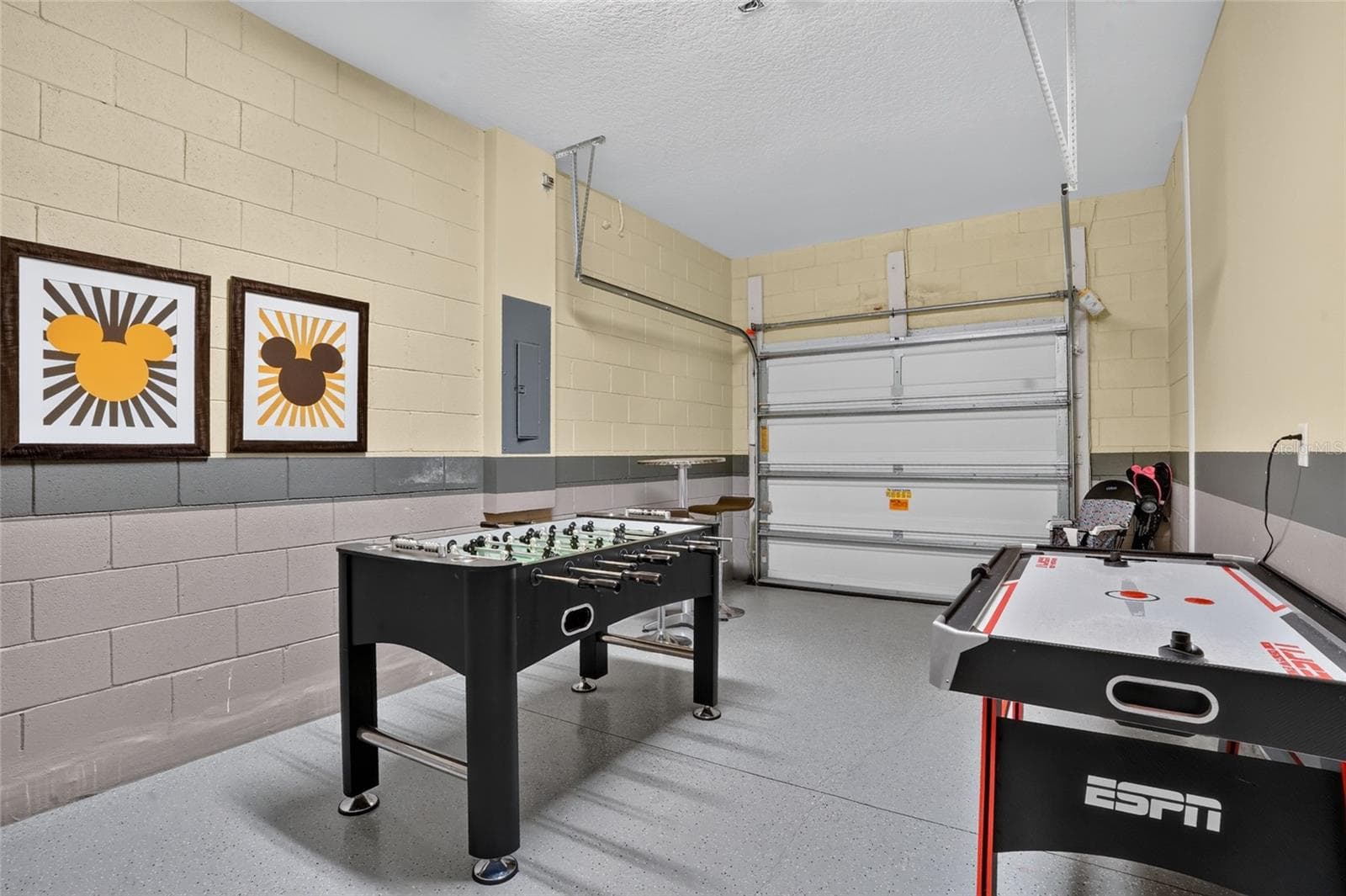 Game Room - 9007 PELICAN COVE TRCE, KISSIMMEE