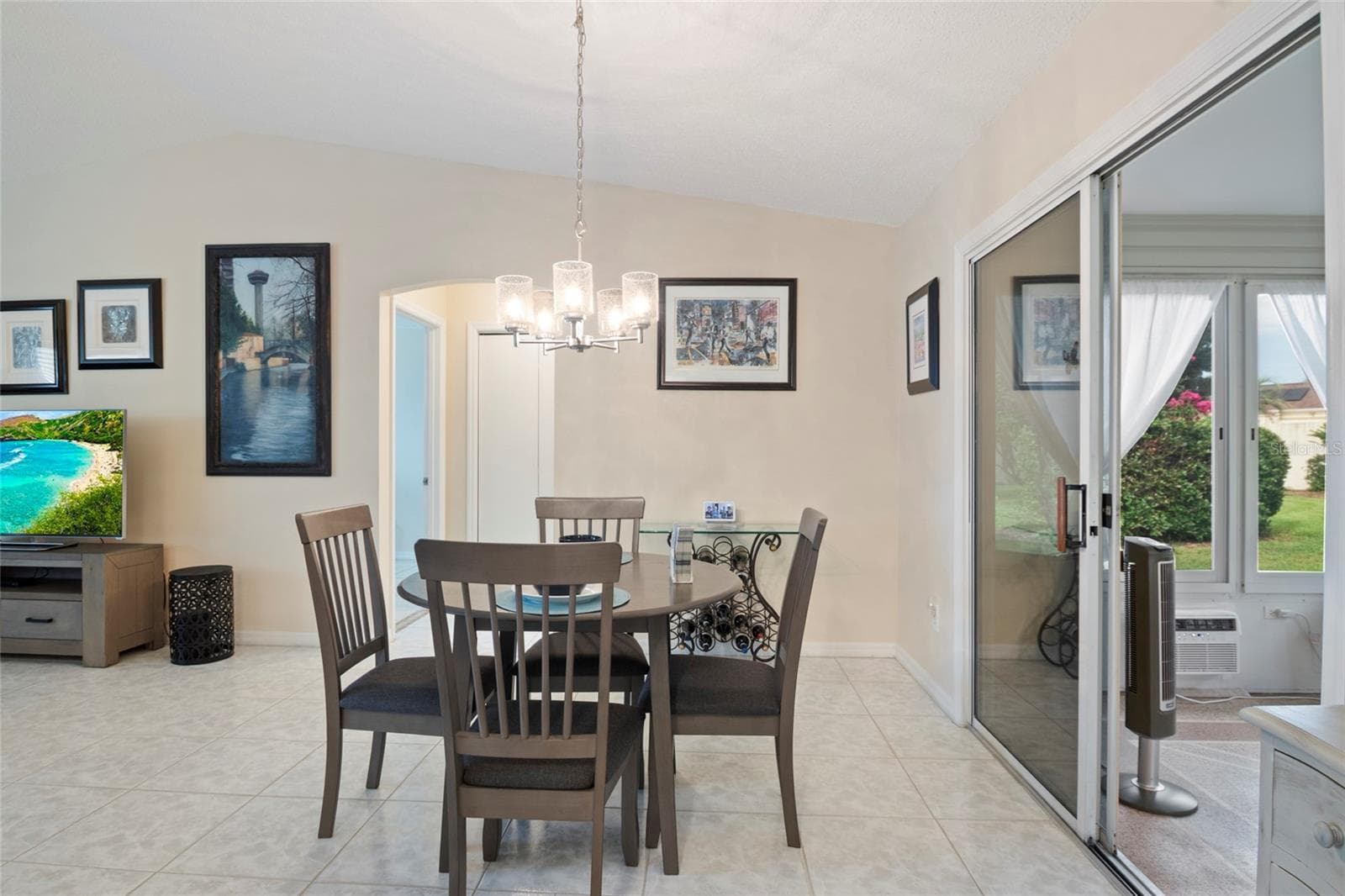 Single Family Residence at 672 SAN PEDRO DR, THE VILLAGES, photo 18 of 60