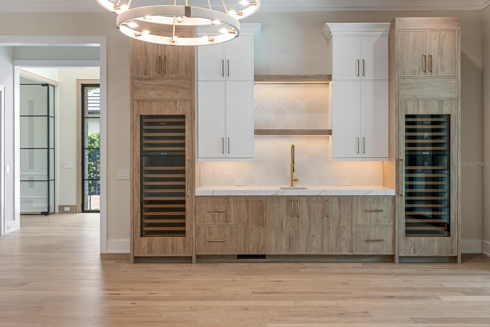 Great Room Wet Bar - 698 N NEW YORK AVE, WINTER PARK